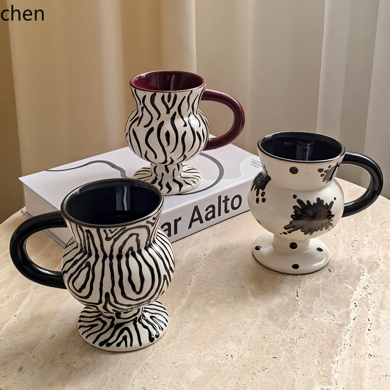 كوب قهوة مرسوم يدويًا على شكل  - مراجعة Coffee Tea Set وسعره